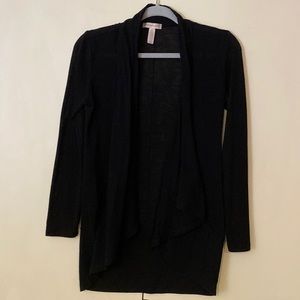 ✨Ambiance Apparel✨ Cardigan